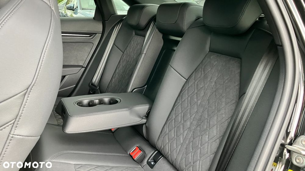 Audi RS3 Limousine - 27