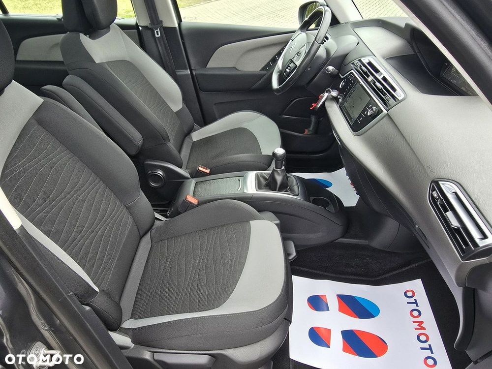 Citroën C4 Grand Picasso - 25