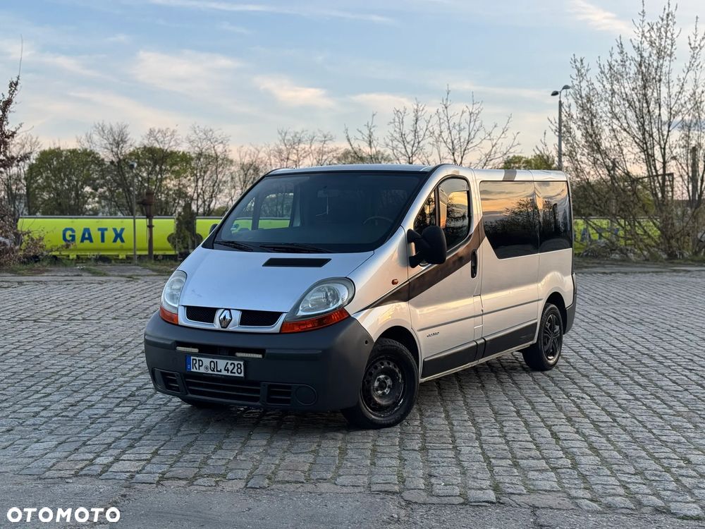 Renault Trafic 2.5 DCI 135 KM - 26