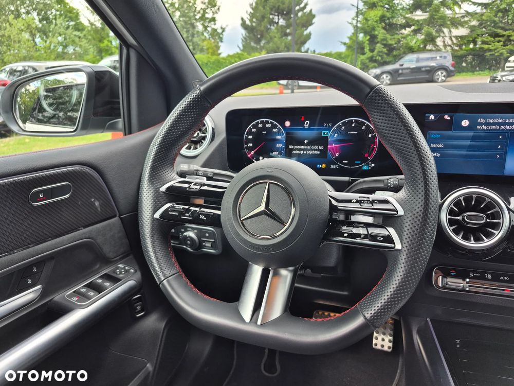 Mercedes-Benz Klasa B 200 AMG Line 7G-DCT - 22