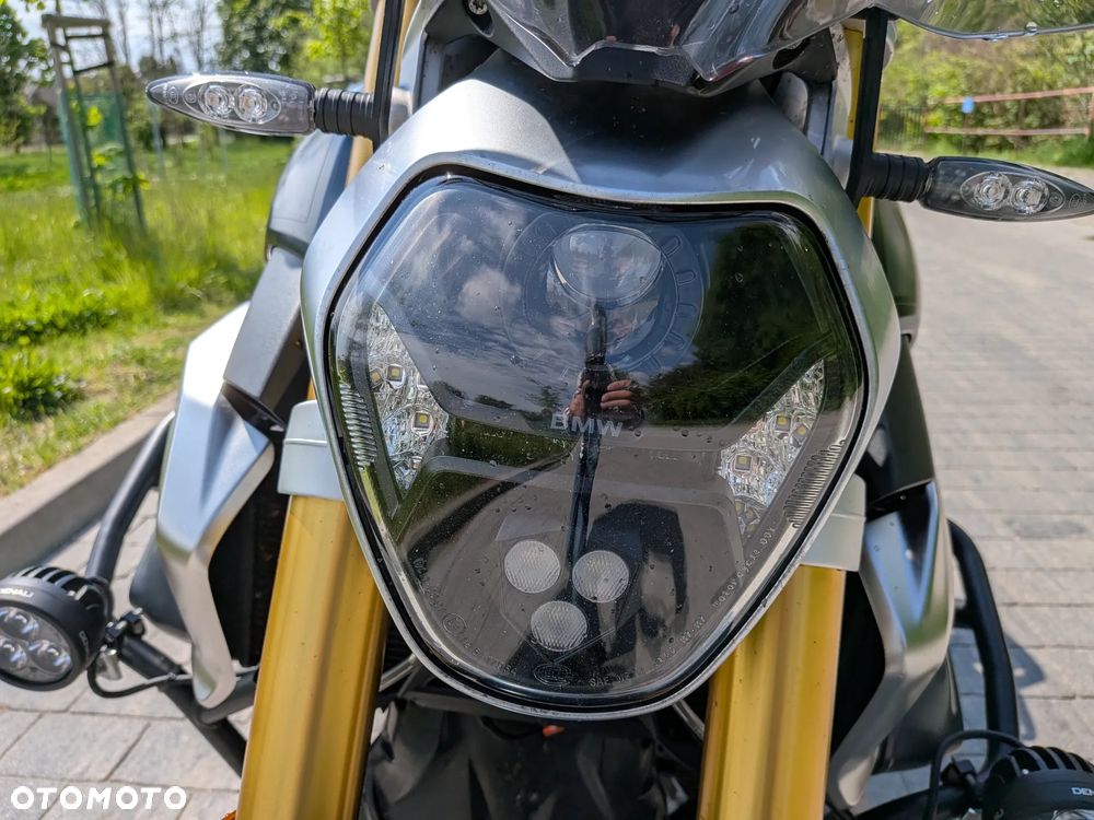 BMW R - 6