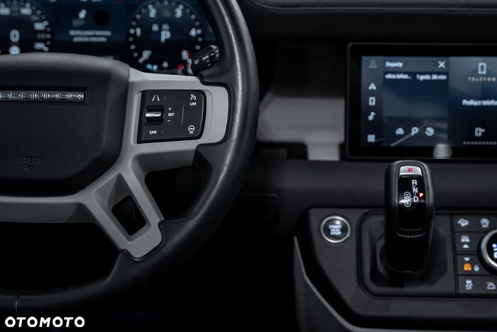 Land Rover Defender 110 D250 X-Dynamic HSE - 28