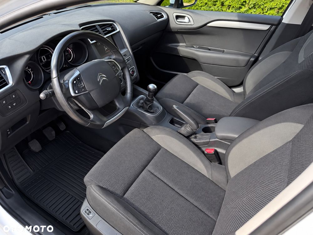 Citroën C4 BlueHDi 120 Stop&Start Shine - 9