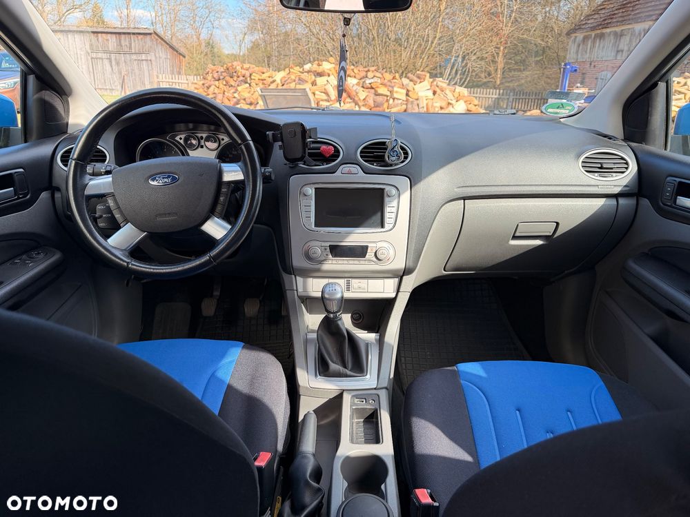 Ford Focus 1.6 Ambiente EU5 - 4