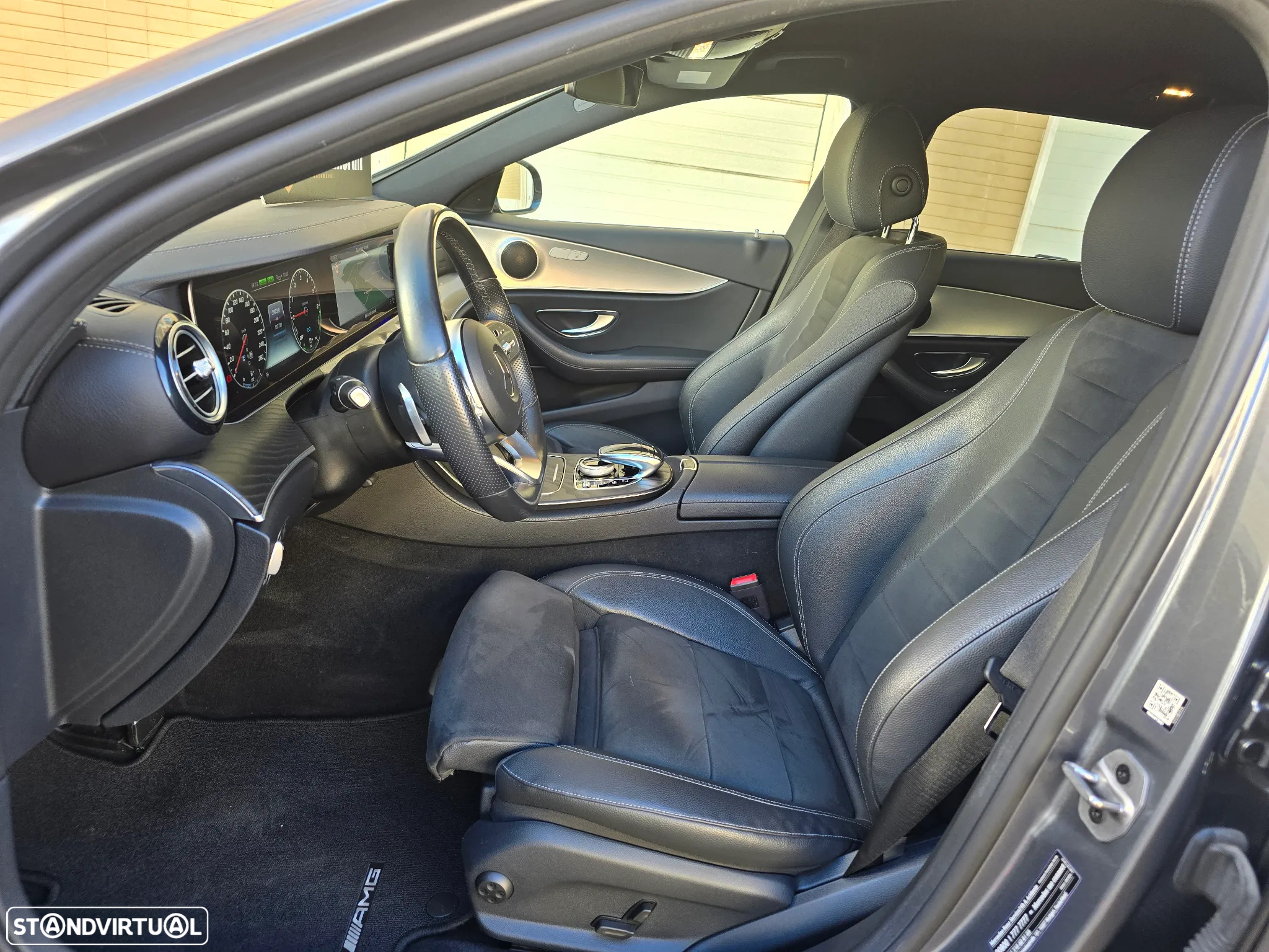 Mercedes-Benz E 300 de AMG Line - 22