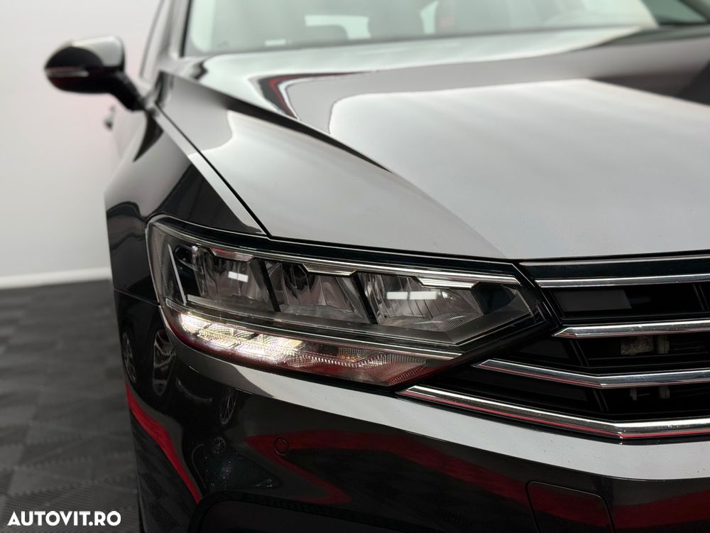 Volkswagen Passat 2.0 TDI SCR Business - 39