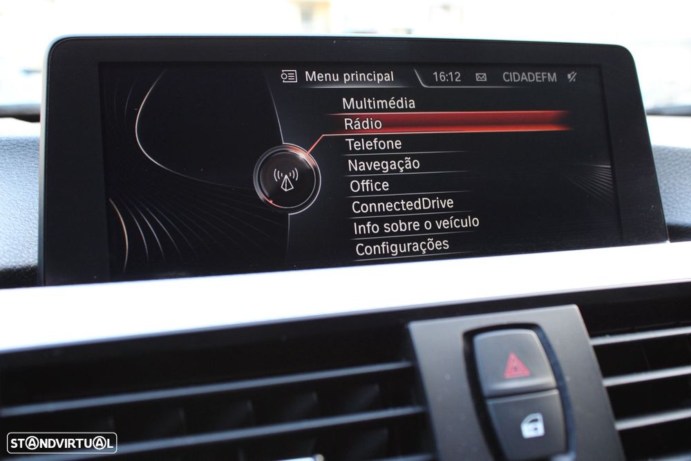 BMW 320 d Pack M - 21