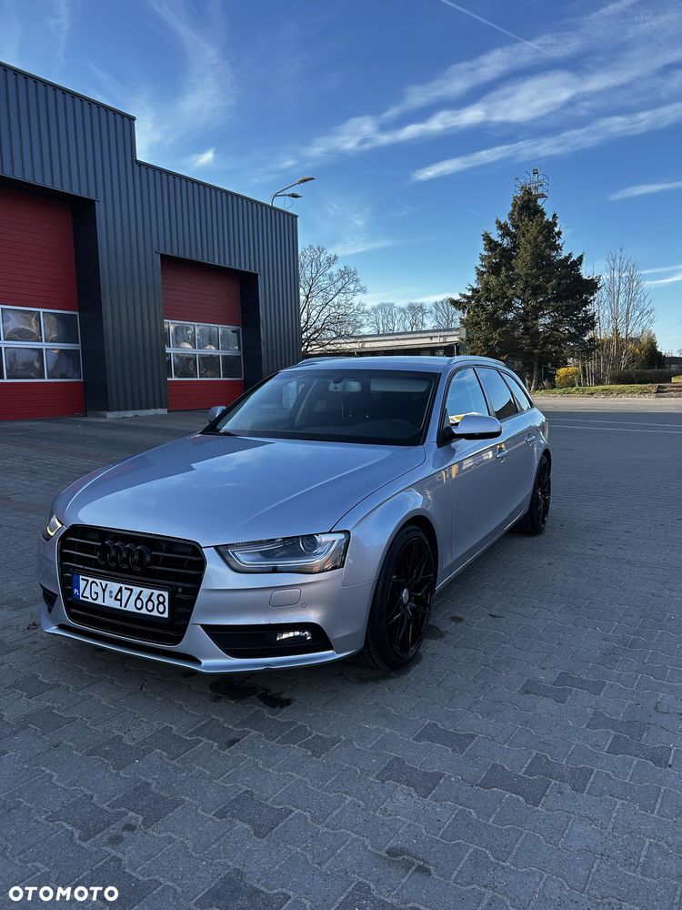 Audi A4 Avant - 2