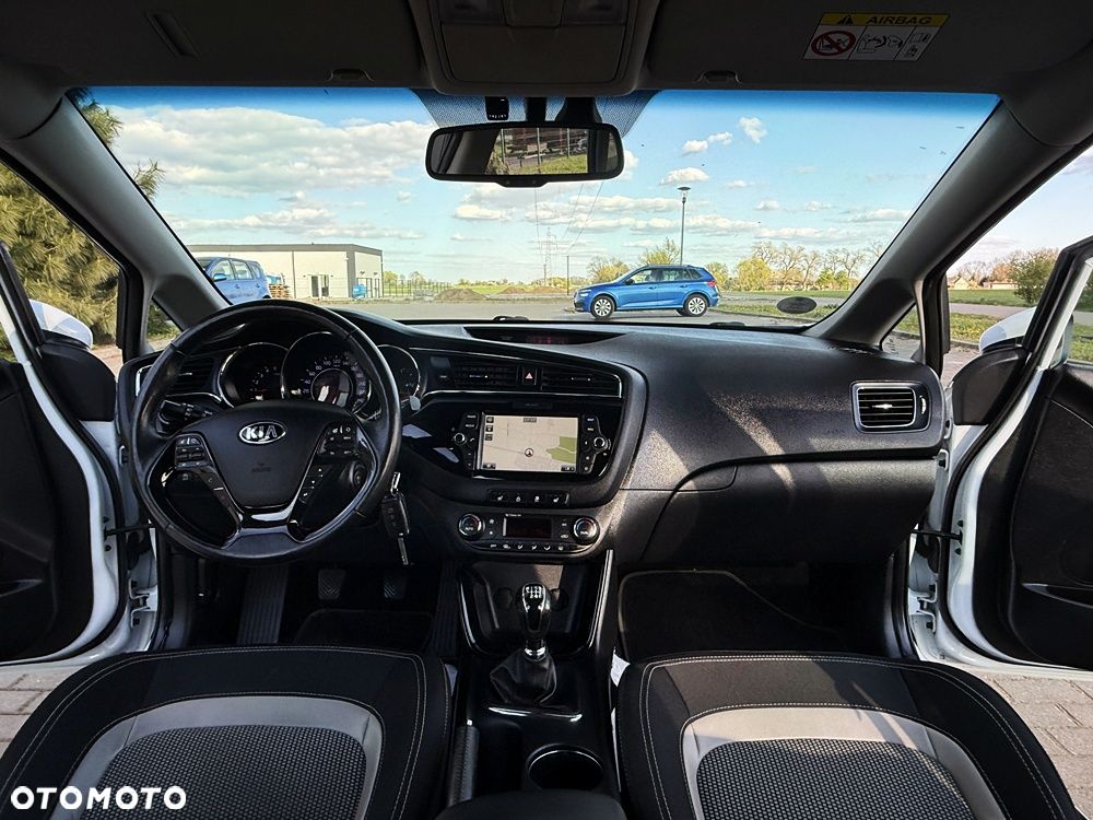 Kia Ceed 1.6 CRDi L - 33