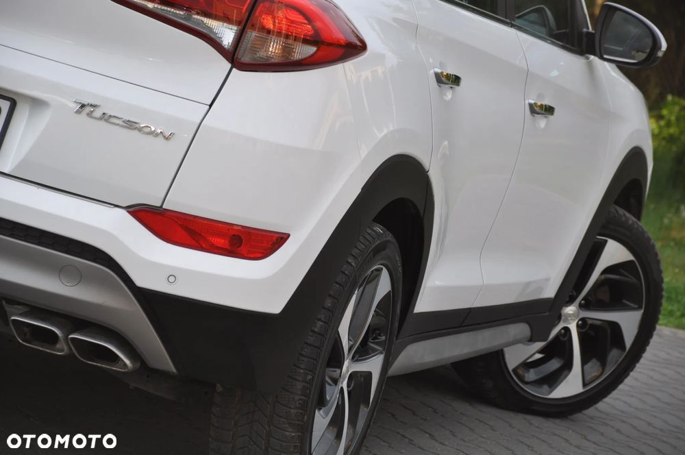 Hyundai Tucson 2.0 CRDi 2WD Trend - 26
