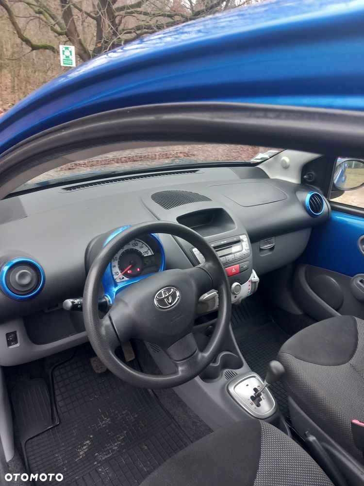 Toyota Aygo Multi Mode CoolBlue - 12
