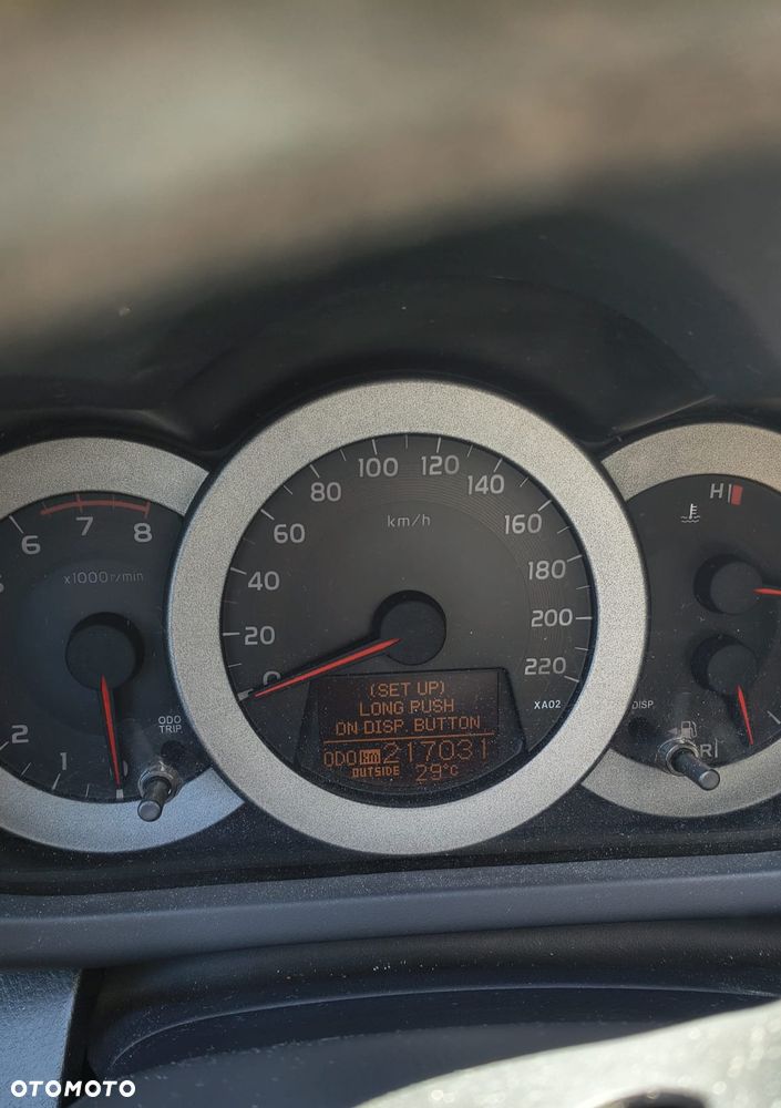 Toyota RAV4 - 10