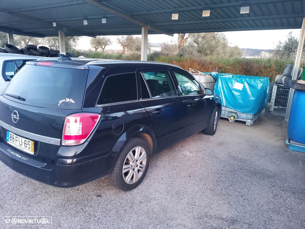 Opel Astra Caravan 1.7 CDTi Cosmo Plus - 4