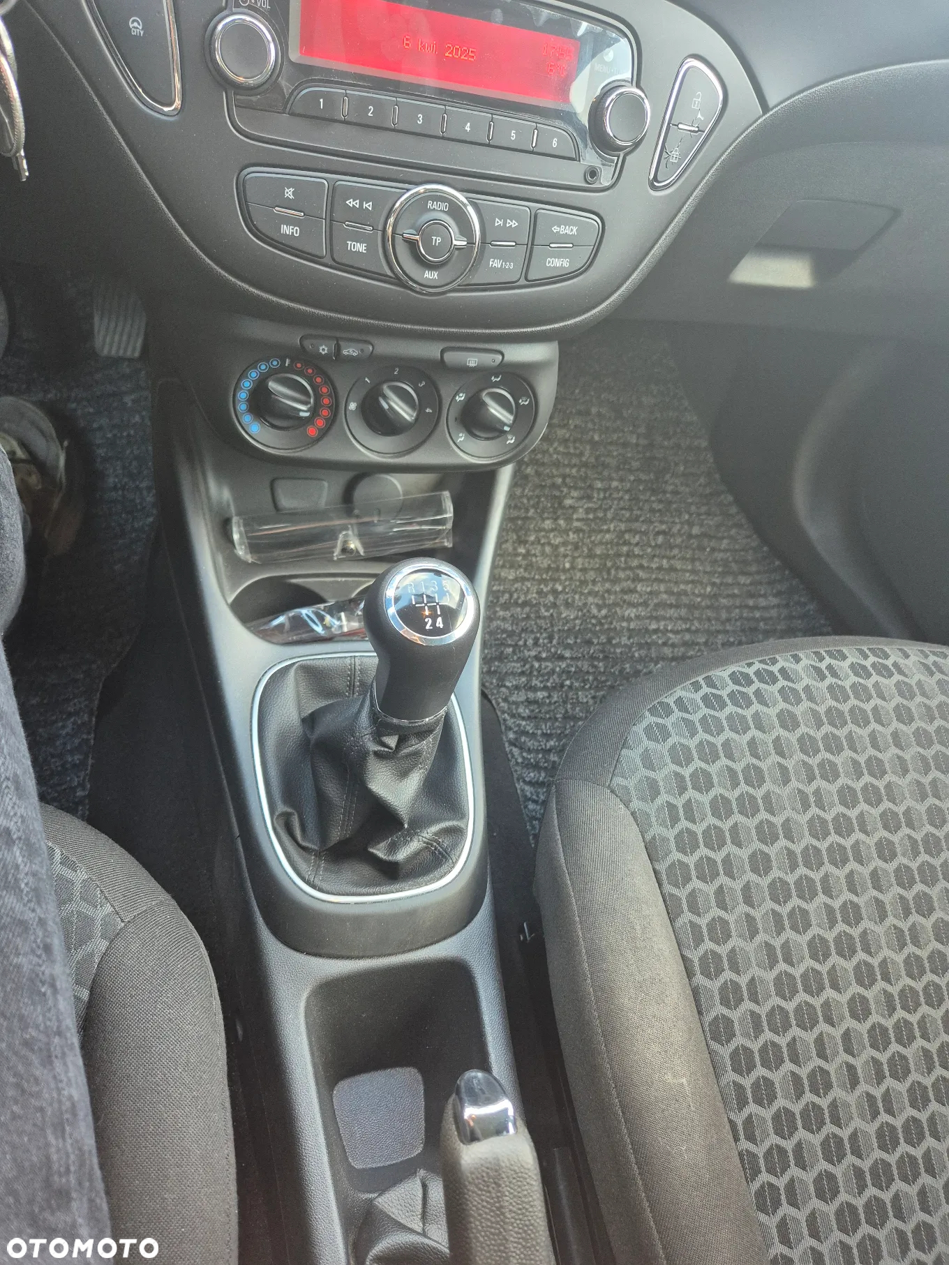 Opel Corsa 1.4 Cosmo - 14
