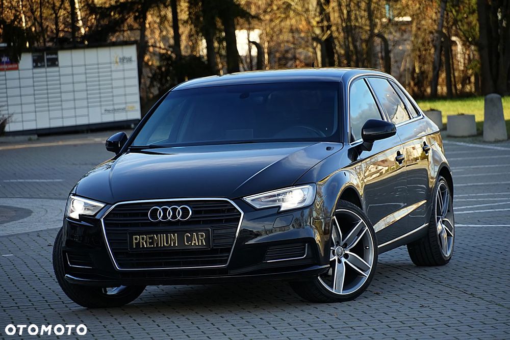 Audi A3 Sportback 2.0 TDI (clean diesel) S tronic S line Sportpaket - 4