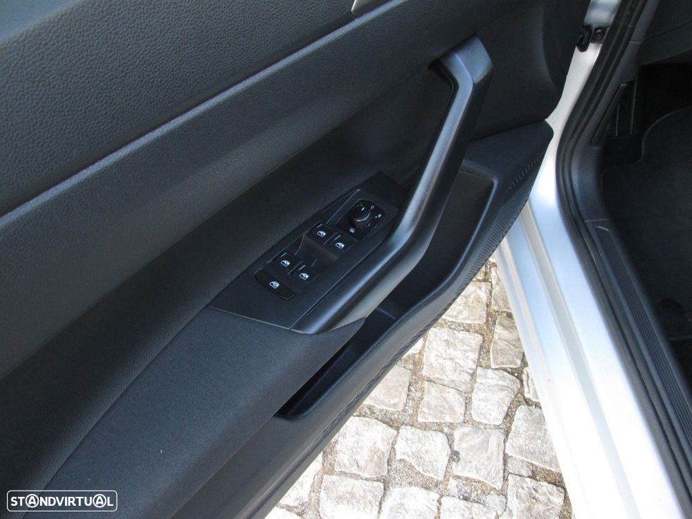 VW Polo 1.0 TSI Confortline - 23