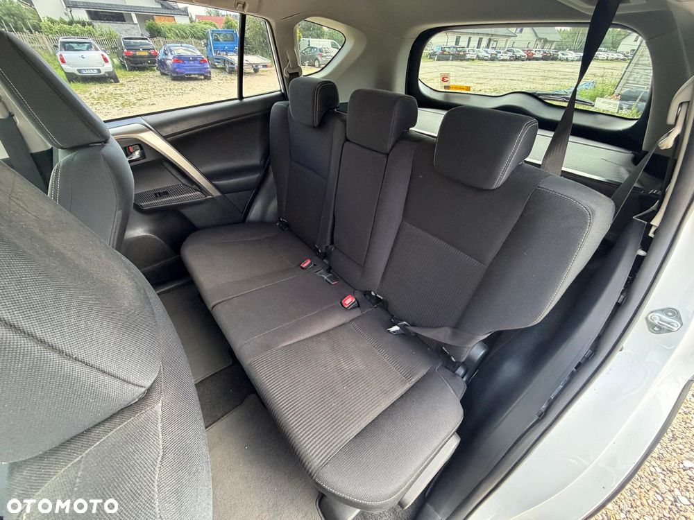 Toyota RAV4 2.2 D-4D Prestige - 12