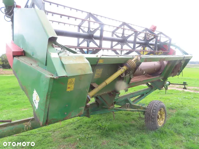 John Deere 2264 - 8