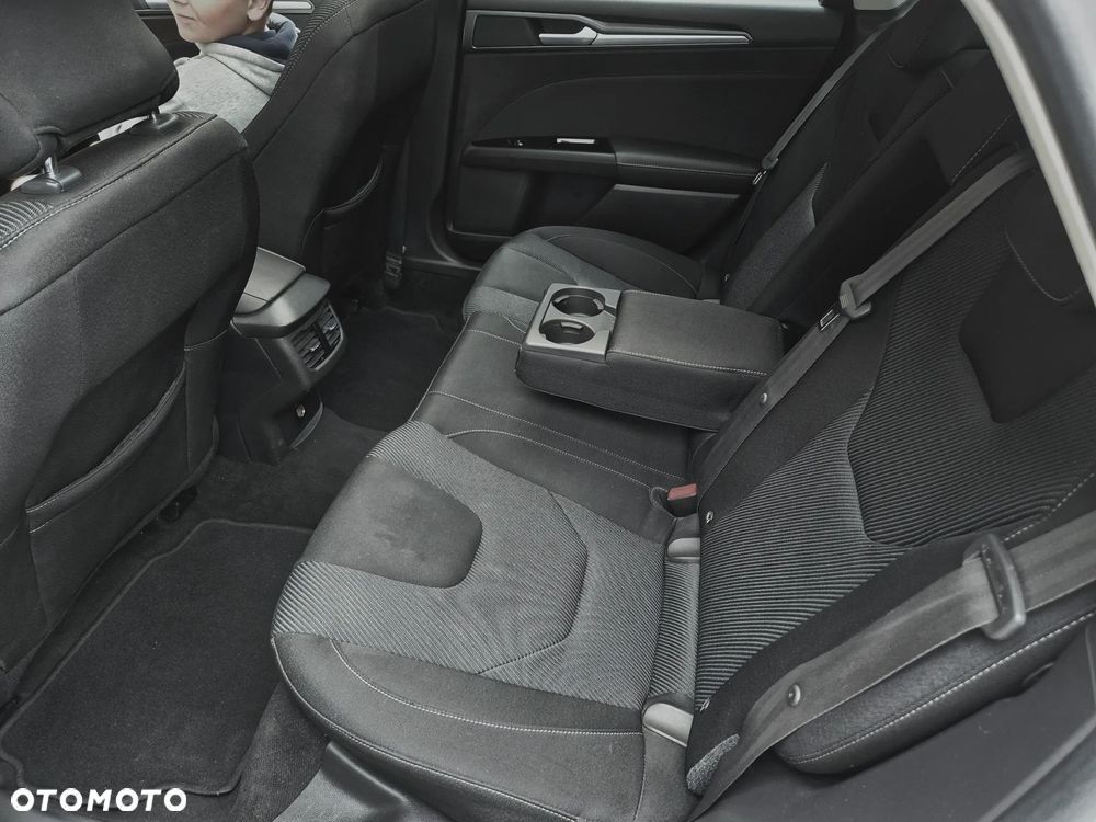 Ford Mondeo - 15