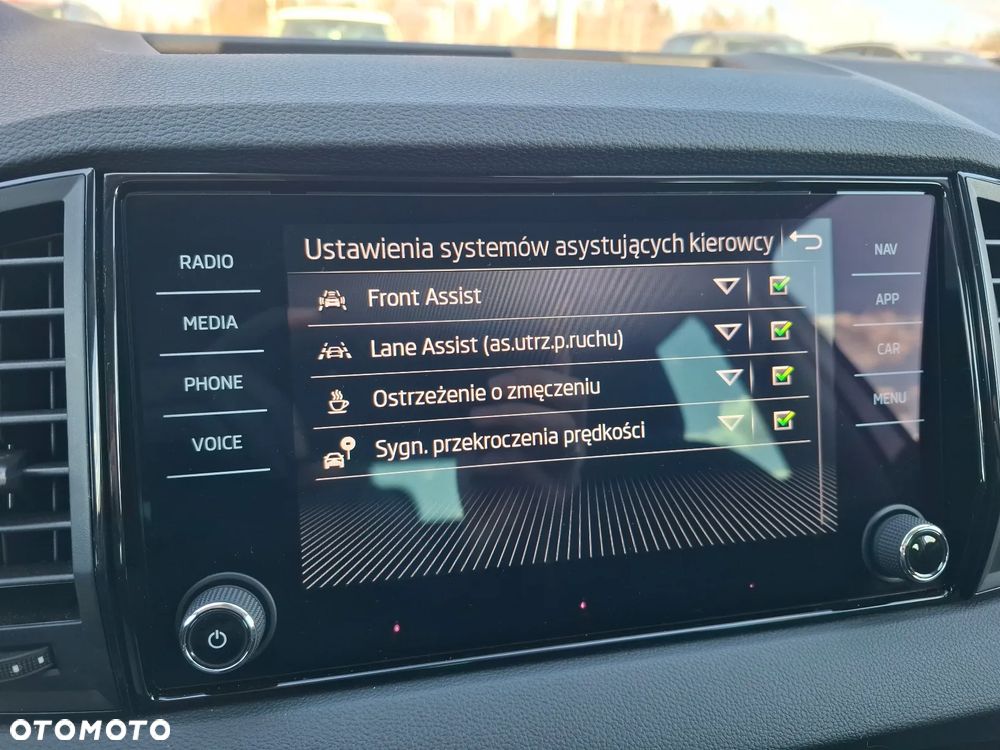 Skoda Karoq 1.5 TSI ACT Selection DSG - 25