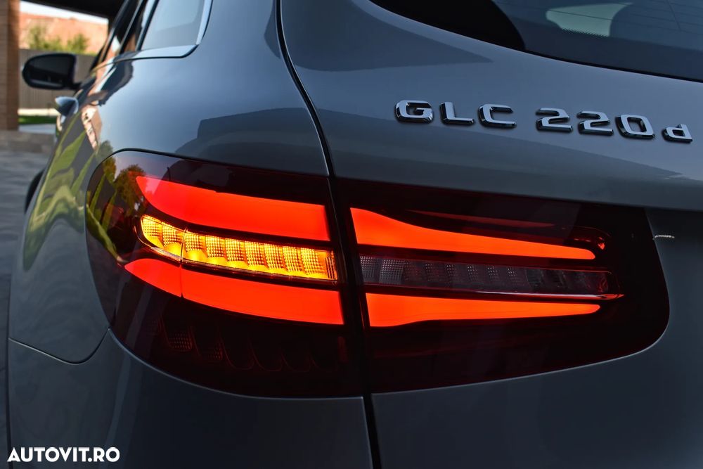 Mercedes-Benz GLC 220 d 4MATIC 9G-TRONIC Exclusive - 27