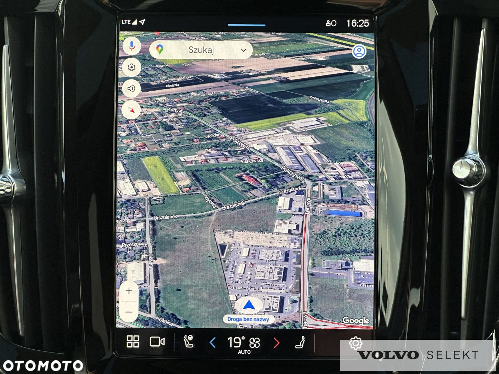 Volvo S90 - 32