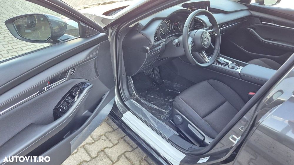 Mazda 3 - 10