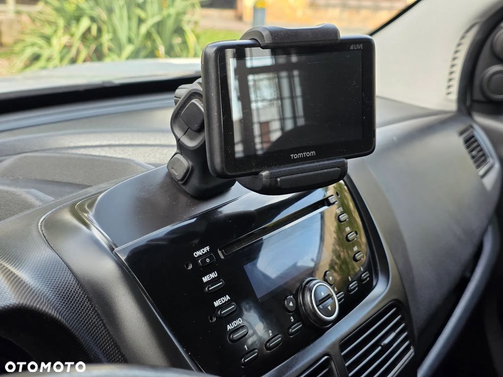 Opel Combo 1.6 CDTI Cosmo - 23