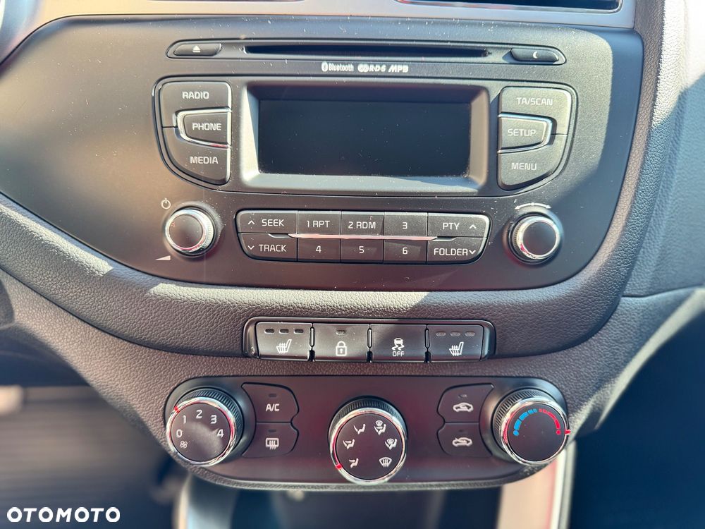 Kia Ceed 1.6 GDI Dream Team Edition - 19