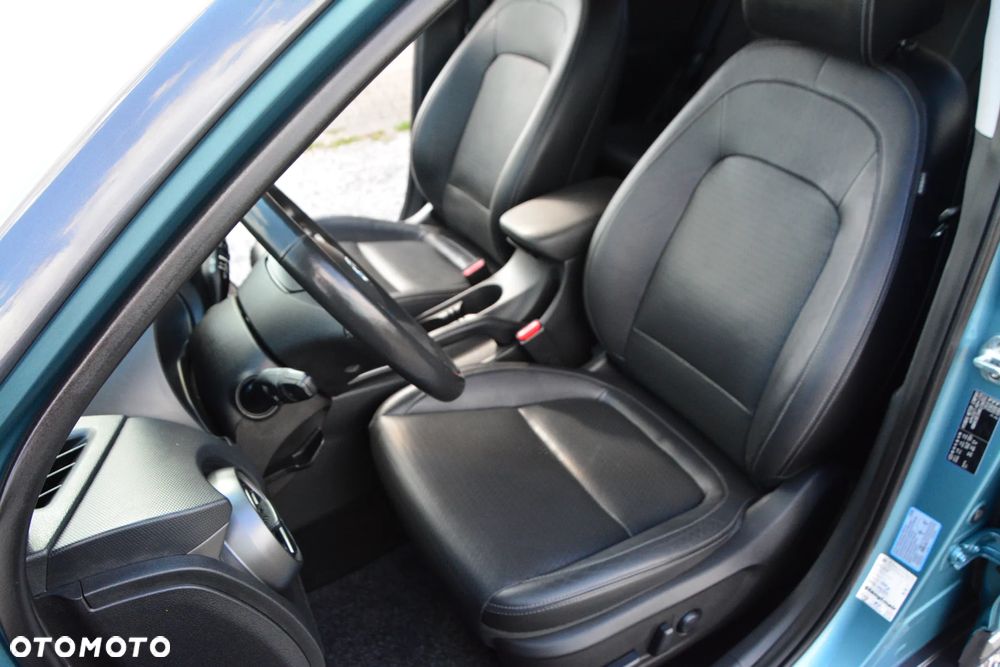 Hyundai Kona 1.6 T-GDI DCT 4WD Premium - 28