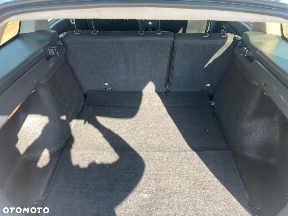 Dacia Logan dCi 90 S&S Stepway Celebration - 25