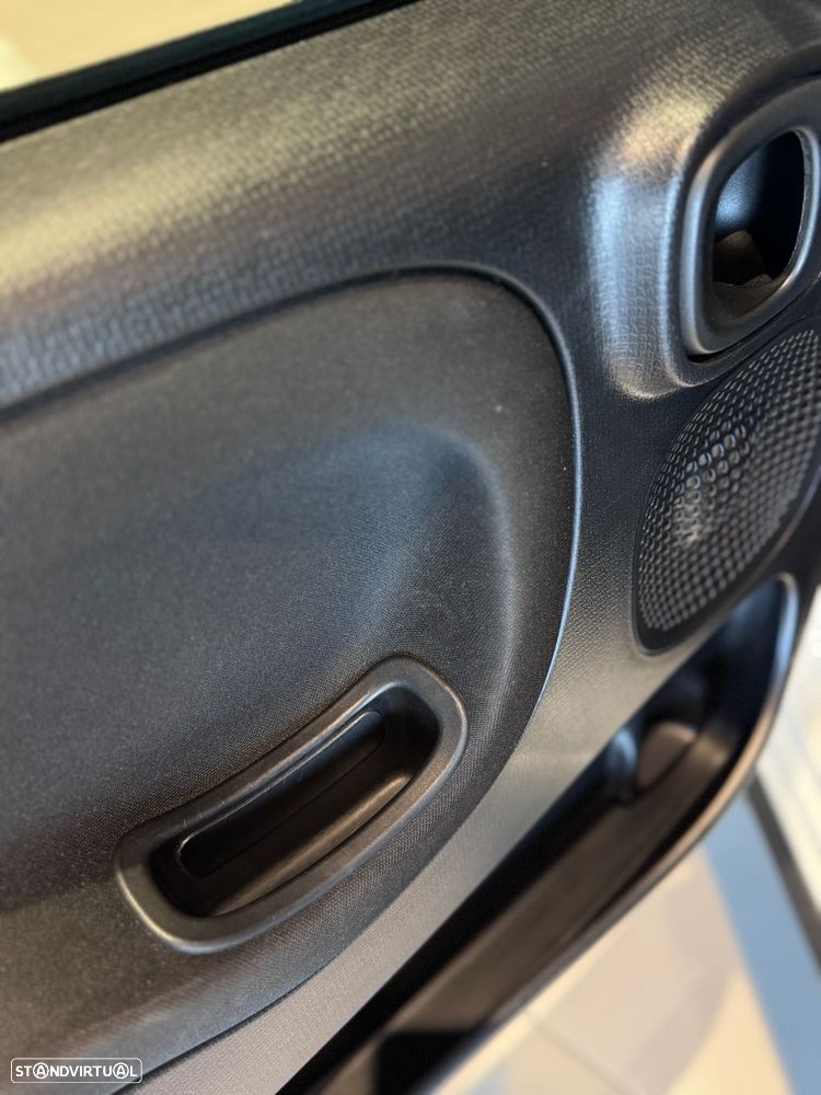 Fiat Panda 1.0 Hybrid City Life - 28