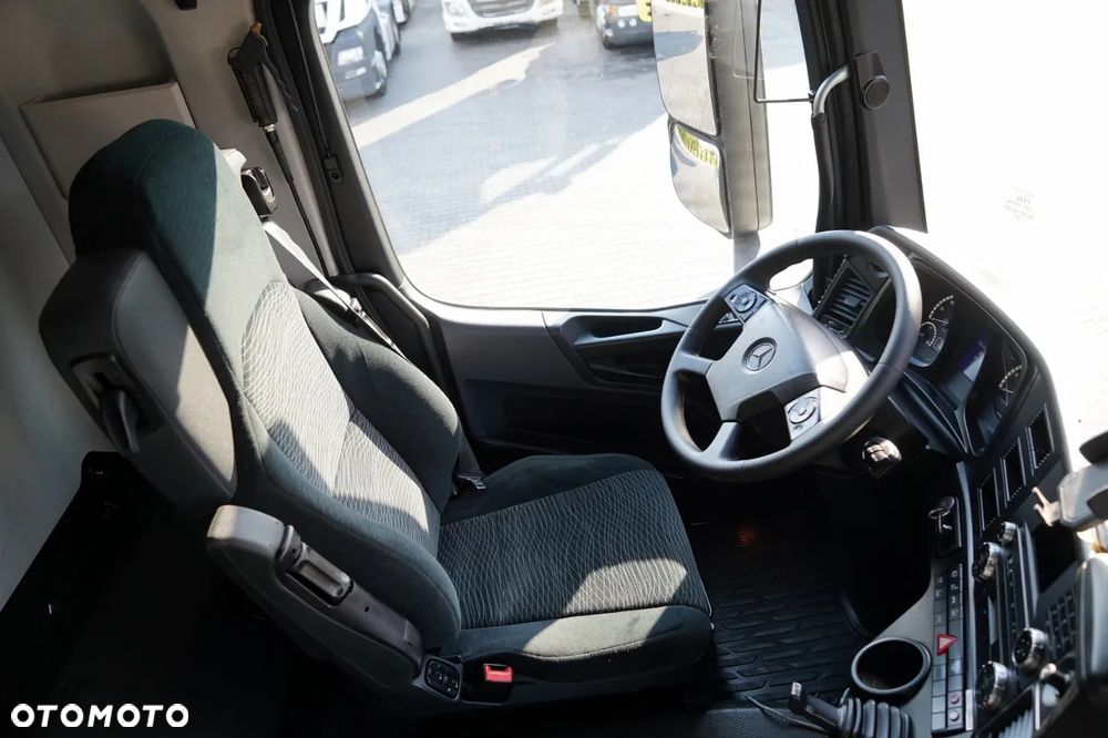 Mercedes-Benz AROCS 3248 / 8X4 / TRIDEM / RAMA POD ZABUDOWE 8 M / OŚ SKRETNA I PODNOSZONA / RETARDER - 30