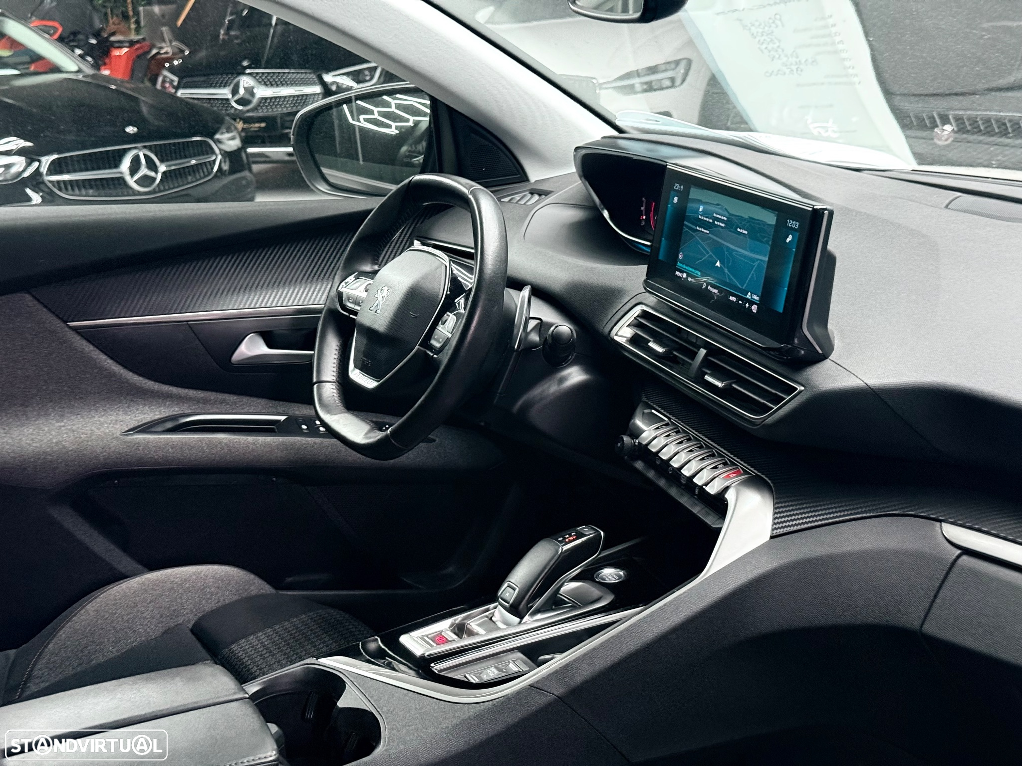 Peugeot 5008 1.5 BlueHDi Active Pack EAT8 - 17