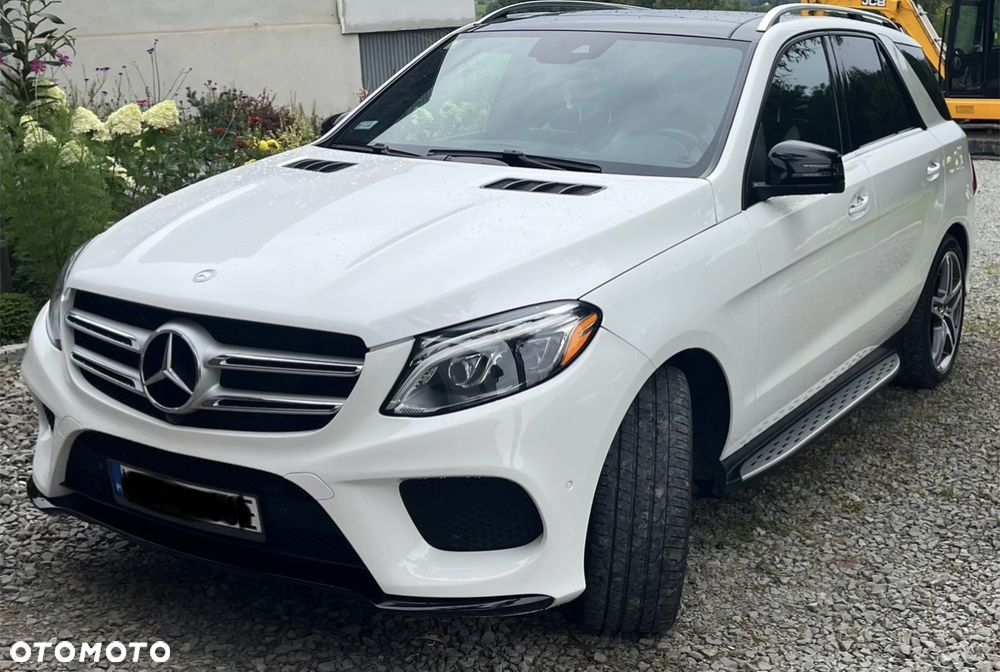 Mercedes-Benz Gle 2016 photo 2