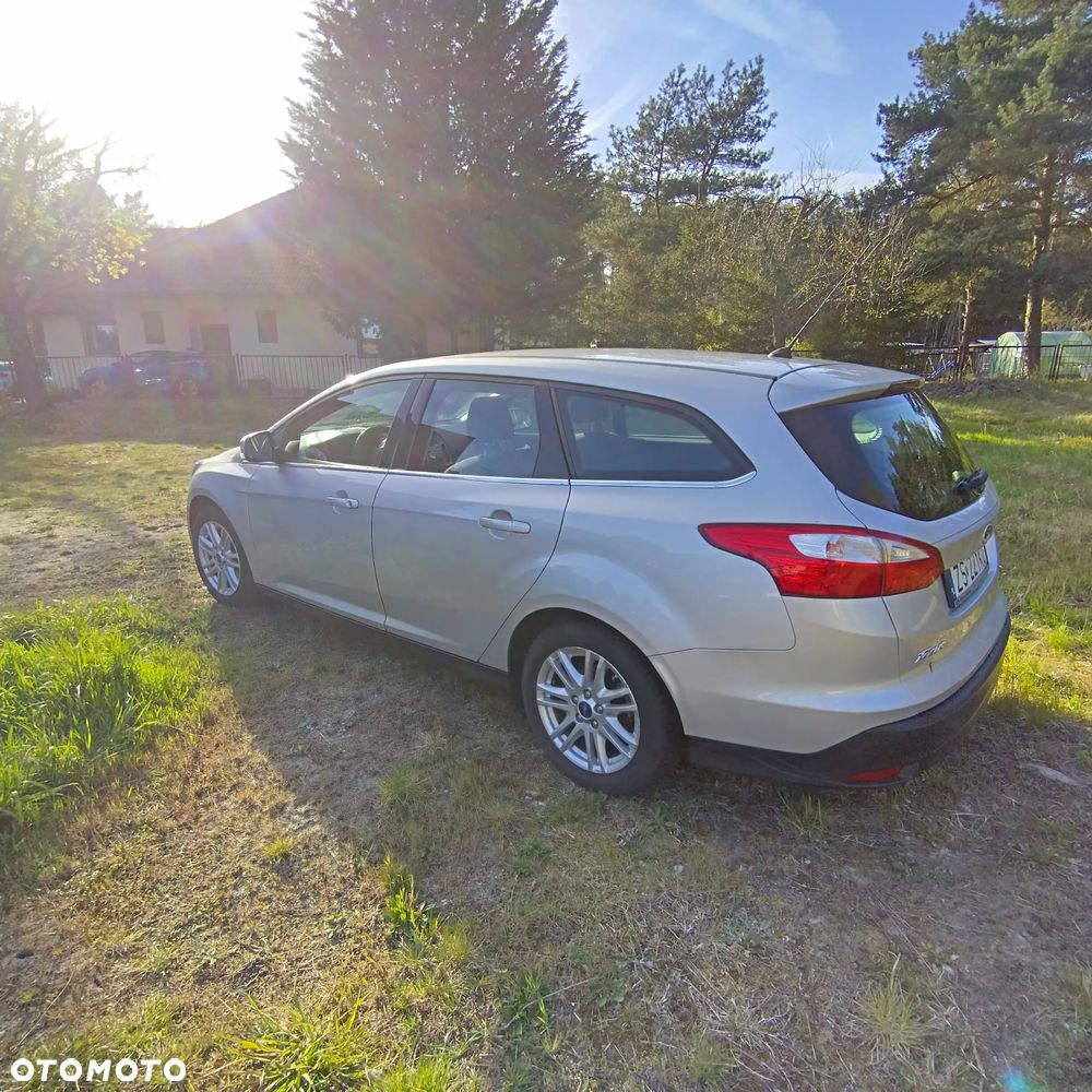 Ford Focus 1.0 EcoBoost STart-Stopp-System TITANIUM - 3