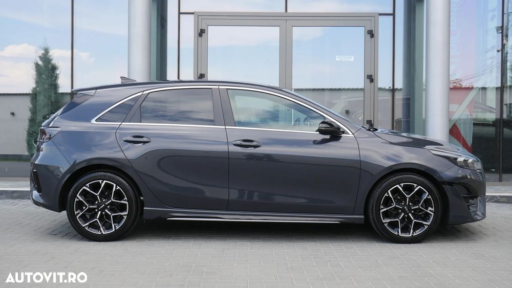 Kia Ceed - 12