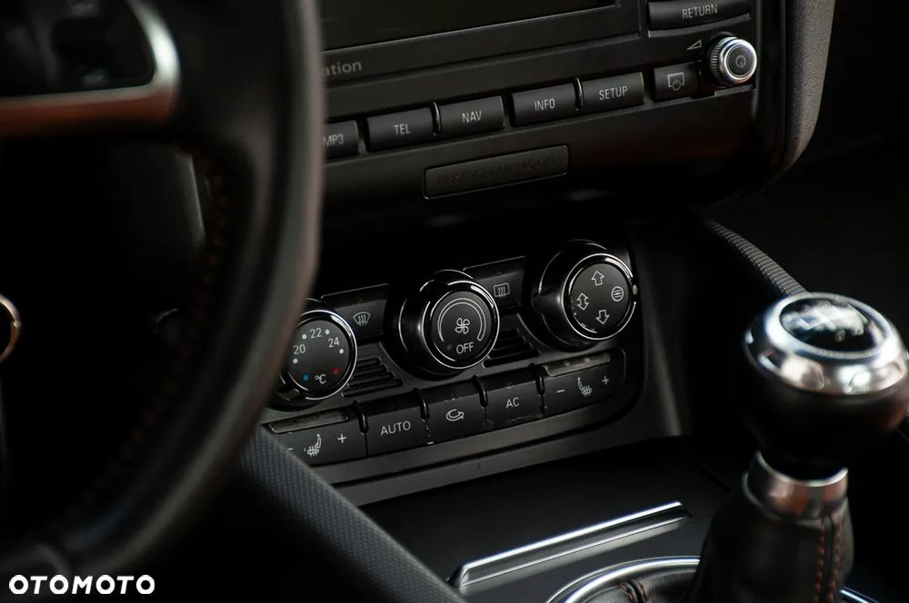 Audi TT Coupé 2.0 TDI quattro - 32