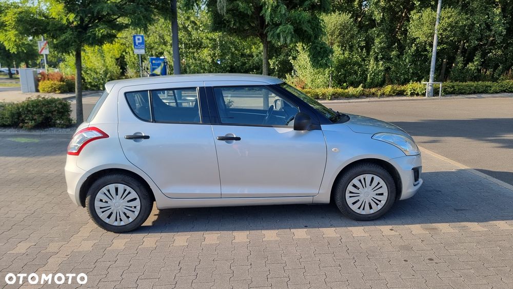 Suzuki Swift 1.2 Club - 13