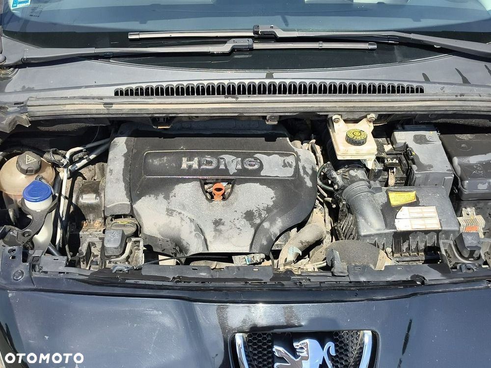 Peugeot 5008 - 20