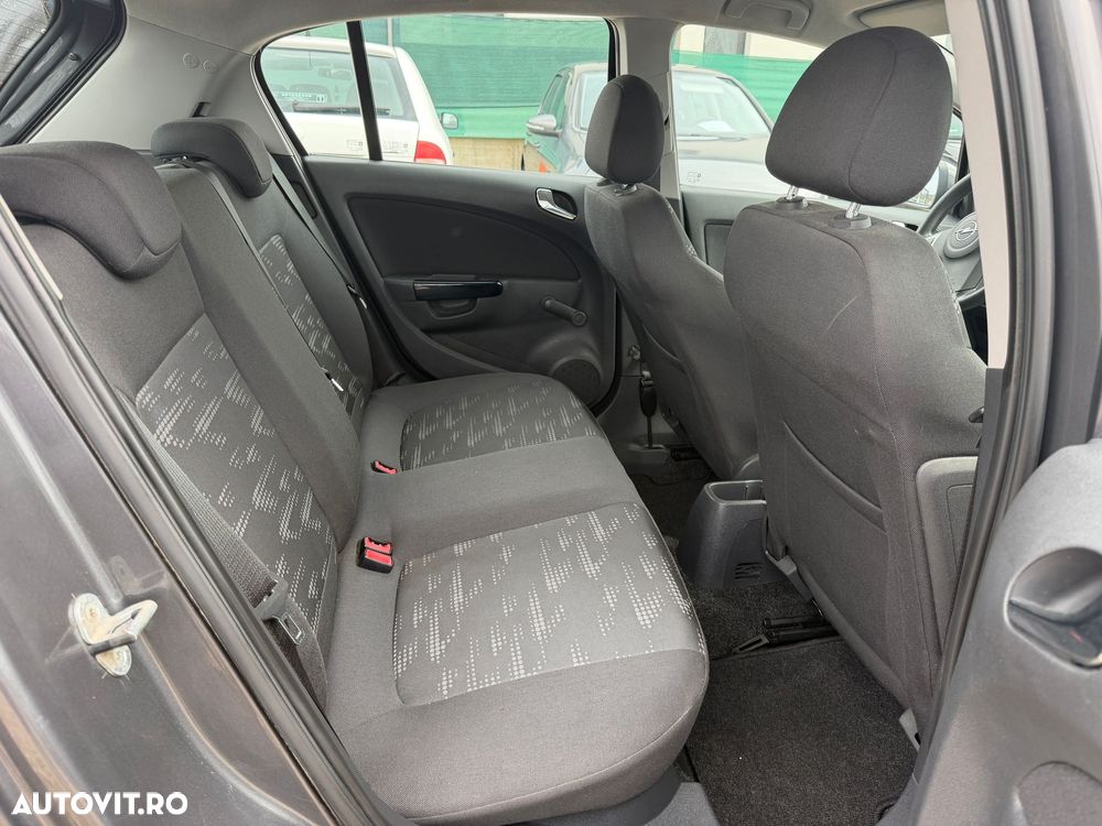 Opel Corsa 1.2 16V Energy - 11