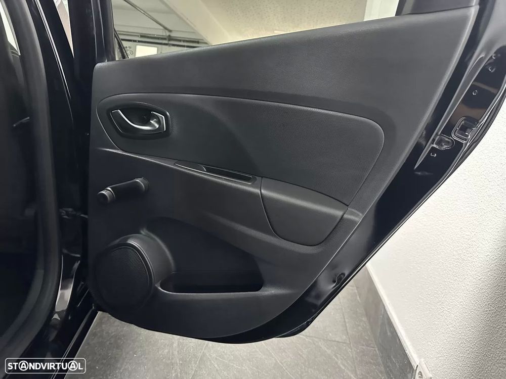 Renault Clio Sport Tourer 1.5 dCi Limited - 11