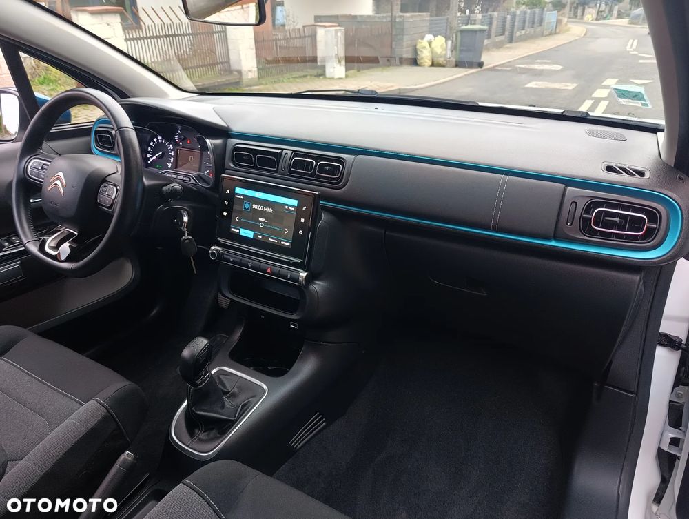 Citroën C3 Pure Tech 110 S&S SHINE - 9