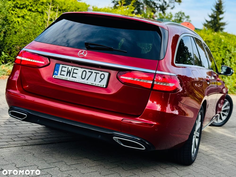 Mercedes-Benz Klasa E 220 d T 9G-TRONIC Exclusive - 6