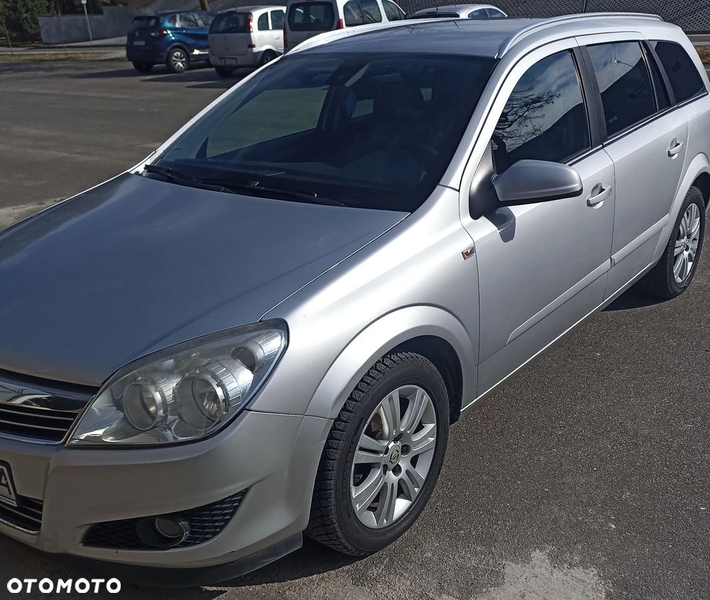Opel Astra 1.7 CDTI ecoFLEX - 2