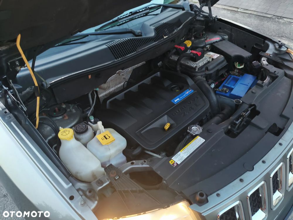 Jeep Compass 2.4I 4x4 Automatik Limited - 37