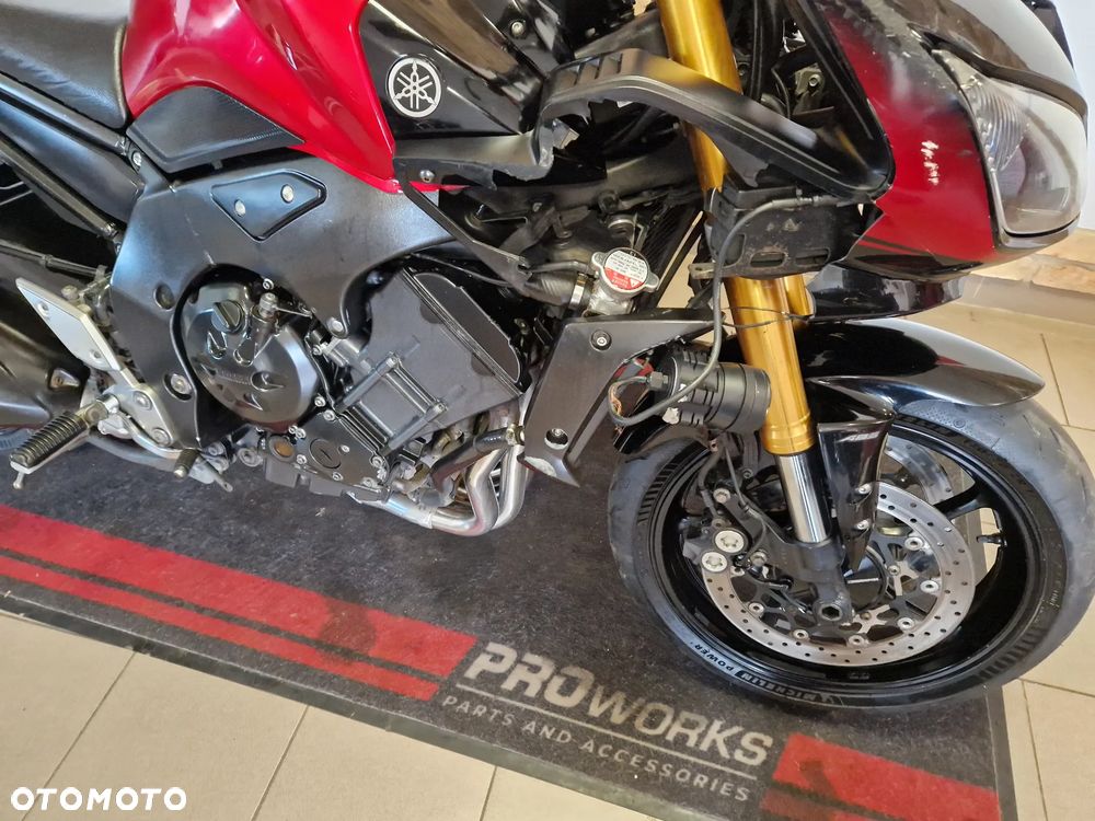 Yamaha FZ - 11