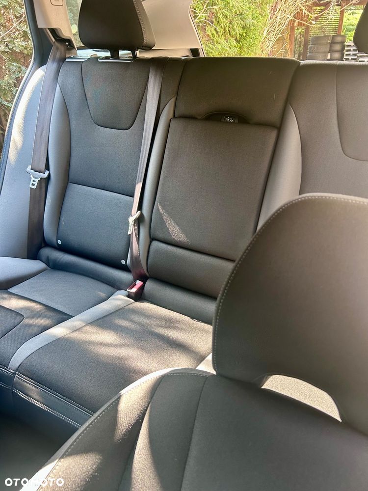 Volvo V60 D4 Drive-E Momentum - 11