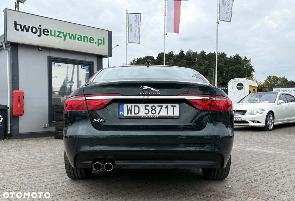 Jaguar XF 2.0 i4D Portfolio - 6