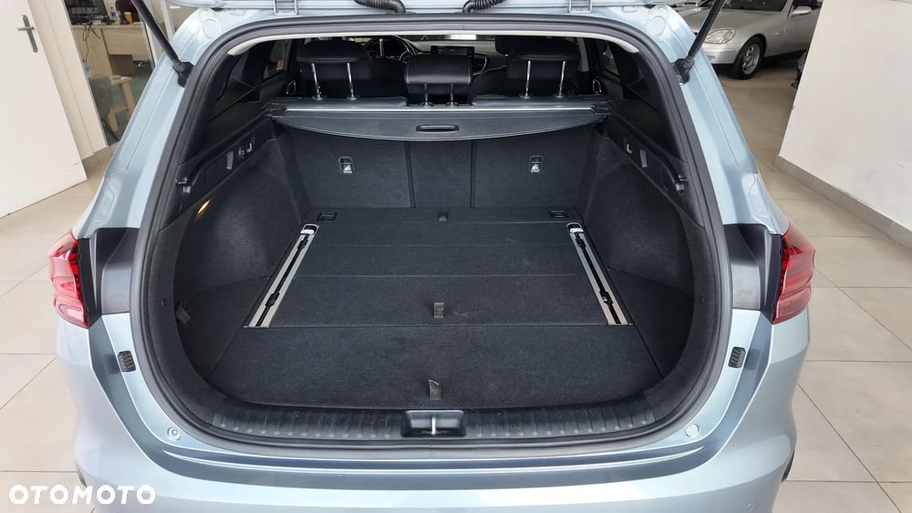 Kia Ceed 1.6 CRDi DCT Platinum Edition - 13